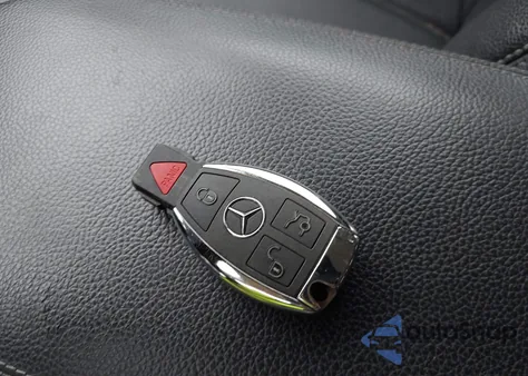 2008 Mercedes-Benz Gl 450 4Matic z USA, uszkodzony, nr VIN 4JGBF71E58A338246